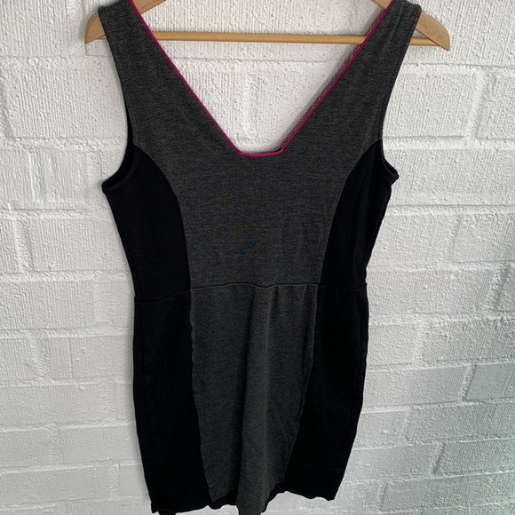 Anthropologie Weston Sheath Gray Pink Bodycon Stretch Dress sz M - Picture 7 of 7